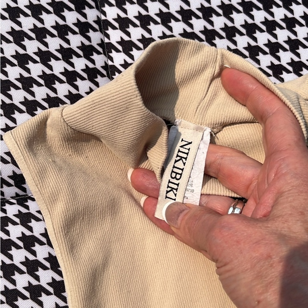 Nikibiki Cream Ribbed Sleeveless Top